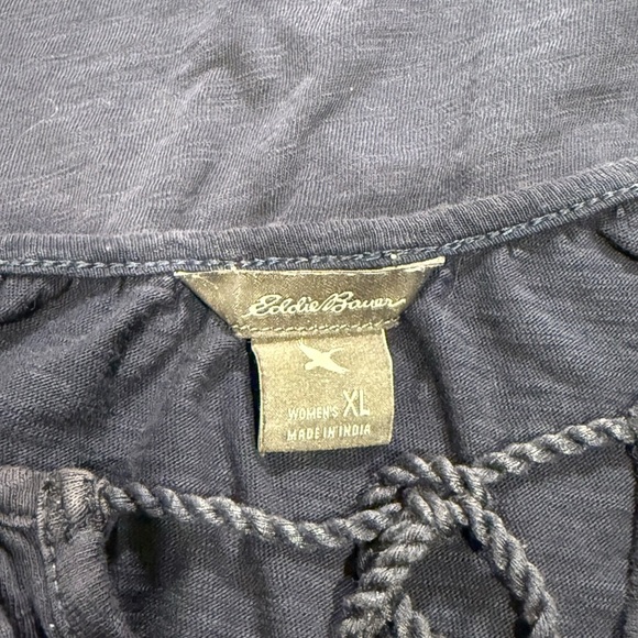 Eddie Bauer Blue Short Sleeve Blouse with V-Neck - Picture 3 of 3